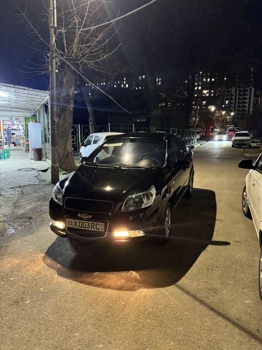 Nexia 3 qora sotiladi