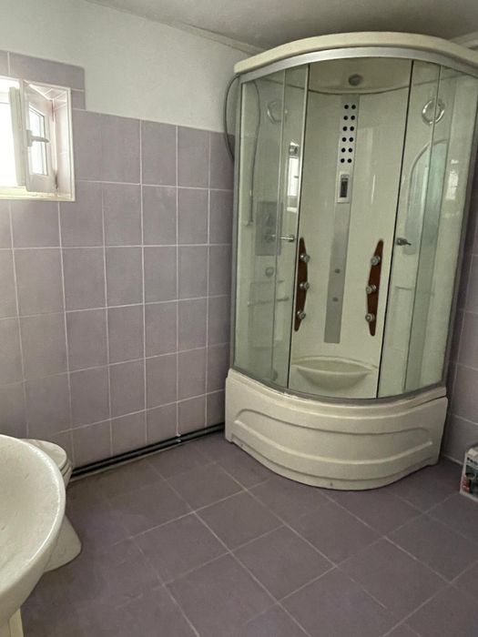 Vand casa pe traian!