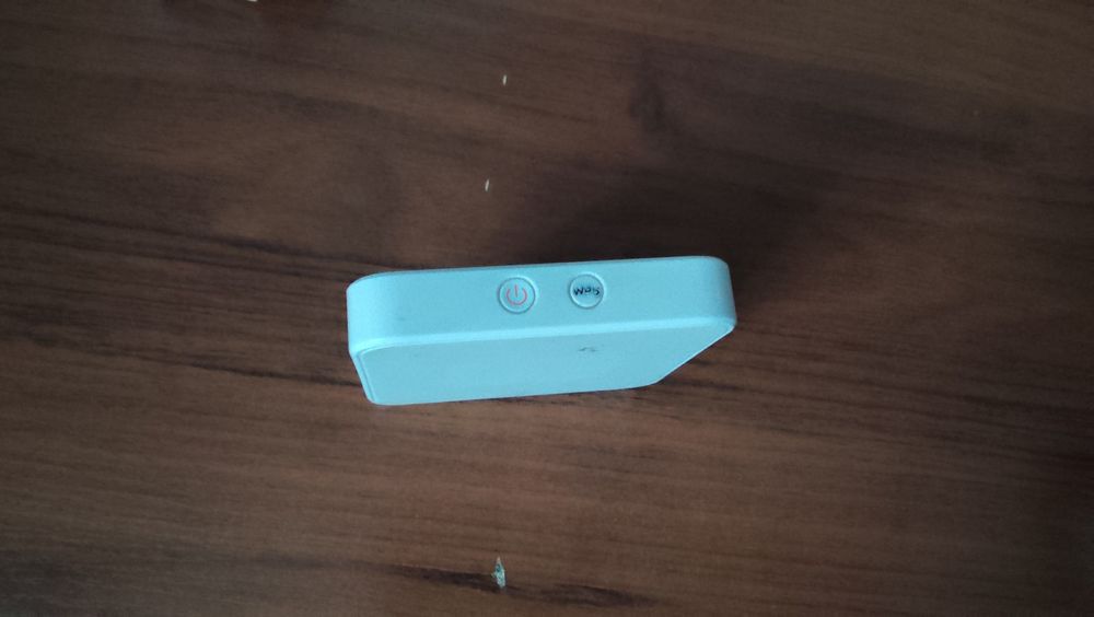 Продам роутер от билайн срочно