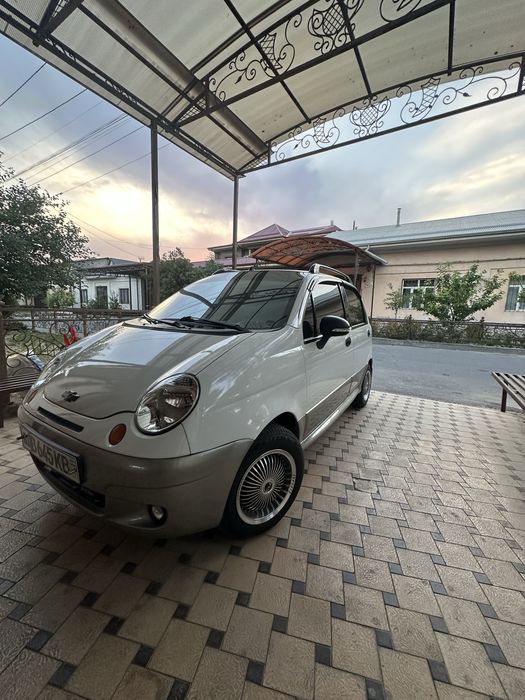 matiz sotiladi 2012best navarotlari bor