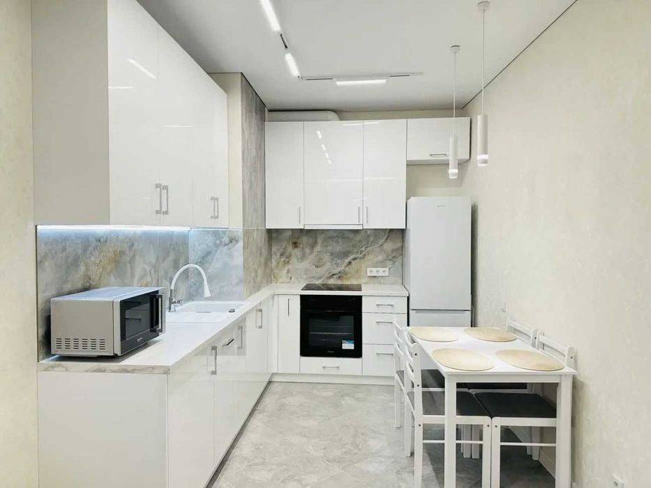 Двустаен имот в кв.Младост 3