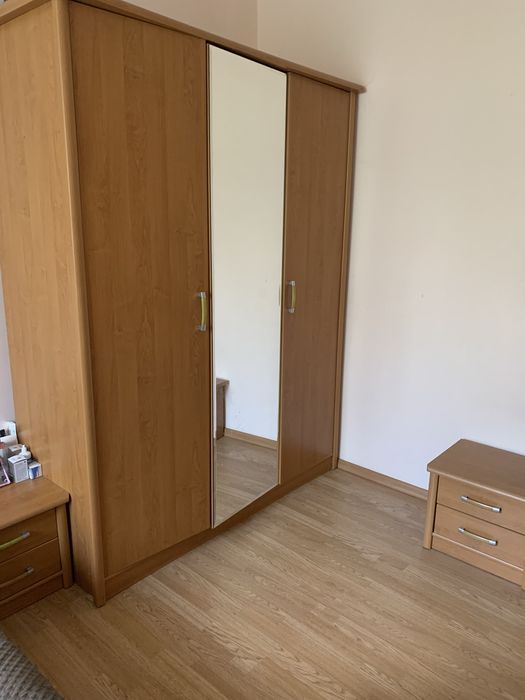 Продам спальный гарнитур