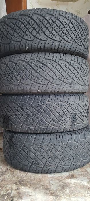Гуми Grabber  235 60 16