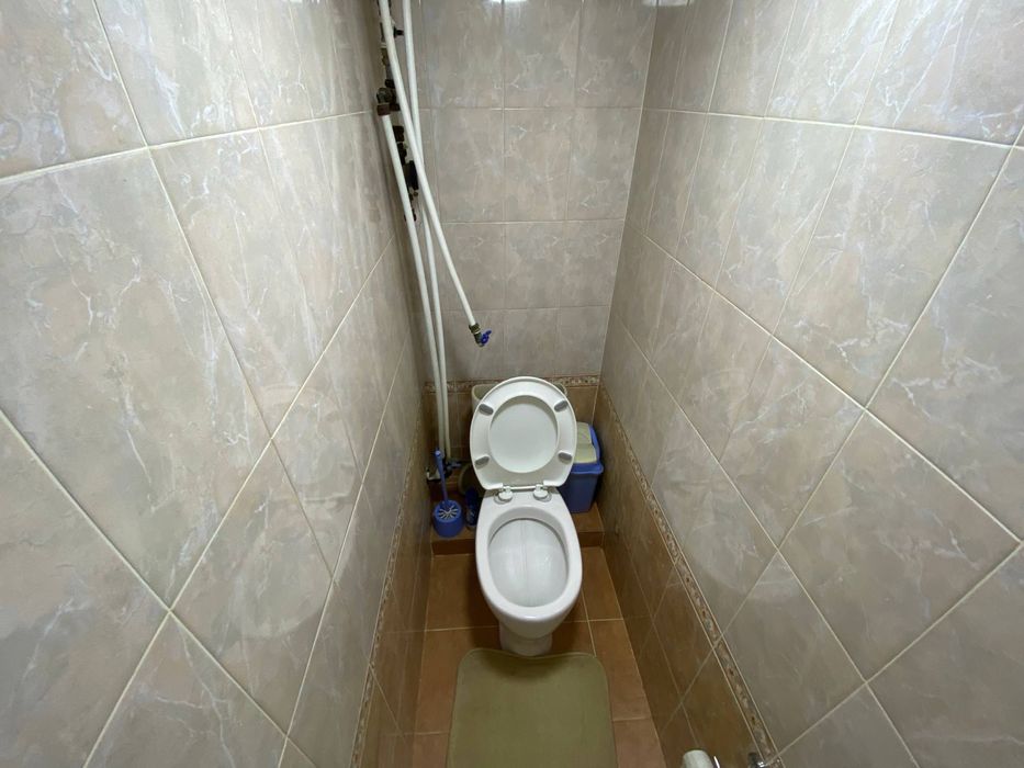 4 xonani 3 xona qilgan gishtli domda