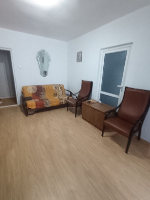 Inchiriez apartament 2 camere