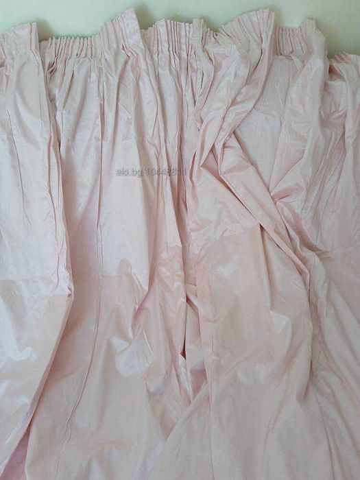 Перде 2 бр. вис. 135,5 см