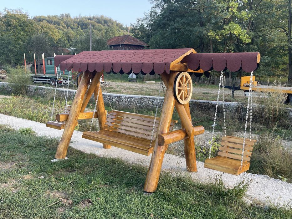 Leagan de gradina rustic din lemn rotund