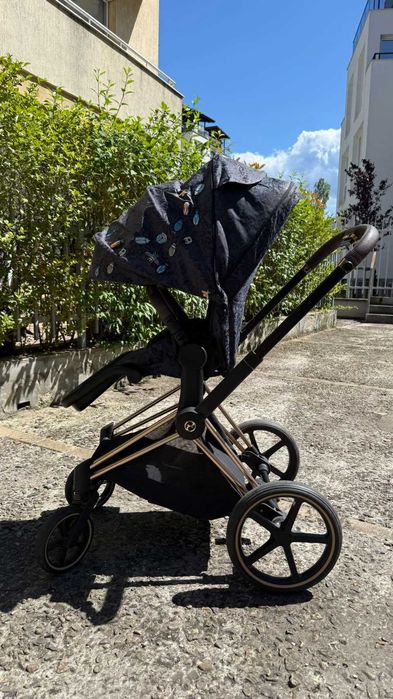 Луксозна дизайнерска количка Cybex Priam 4  - в перфектно състояние