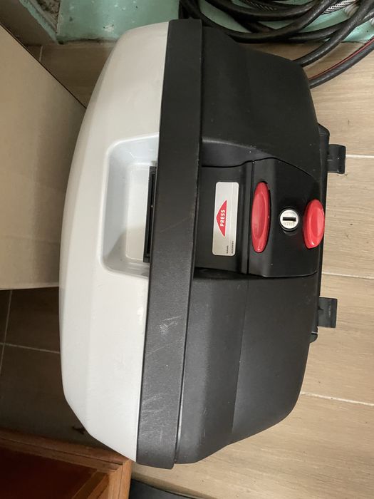 Странични куфари за мотор Givi