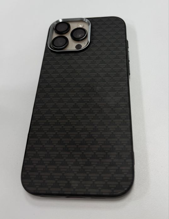 Продам Iphone 16 pro max 256