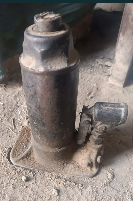 Домкрат советский