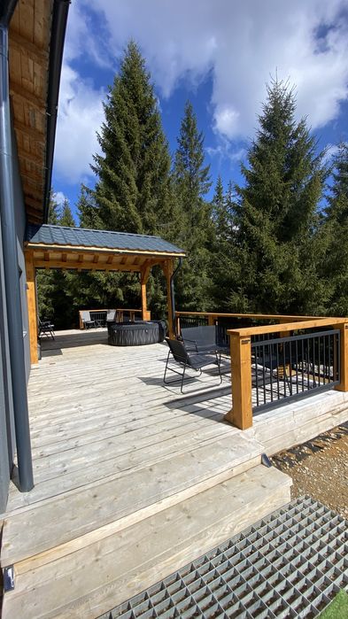 Cabana Capacitate 8 Persoane