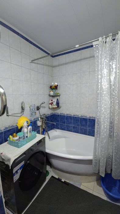 Chorsu yo'l yuzida kvartira  3/4/4