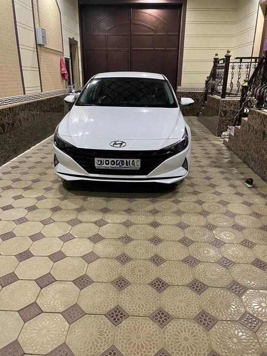 Hyundai Elantra.