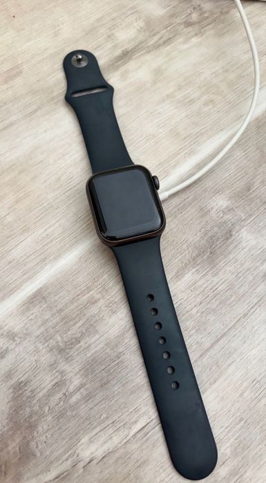 Apple Watch SE…
