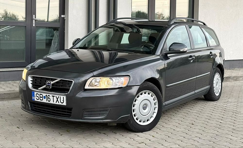 Volvo V50 D în stare impecabilă