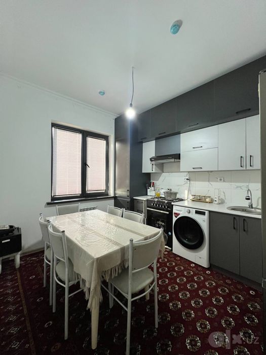 Xonabod residenstan navastroyka uy sotila 3 xona