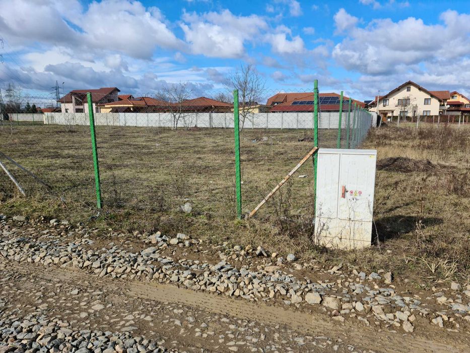 teren 15,38 ari loc de casa  paulesti ,front 34 m  , utilitati