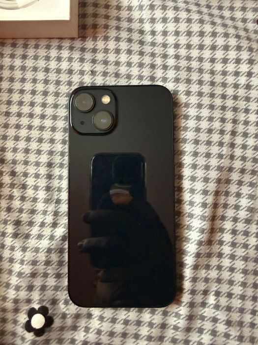 iPhone 13 în garanție