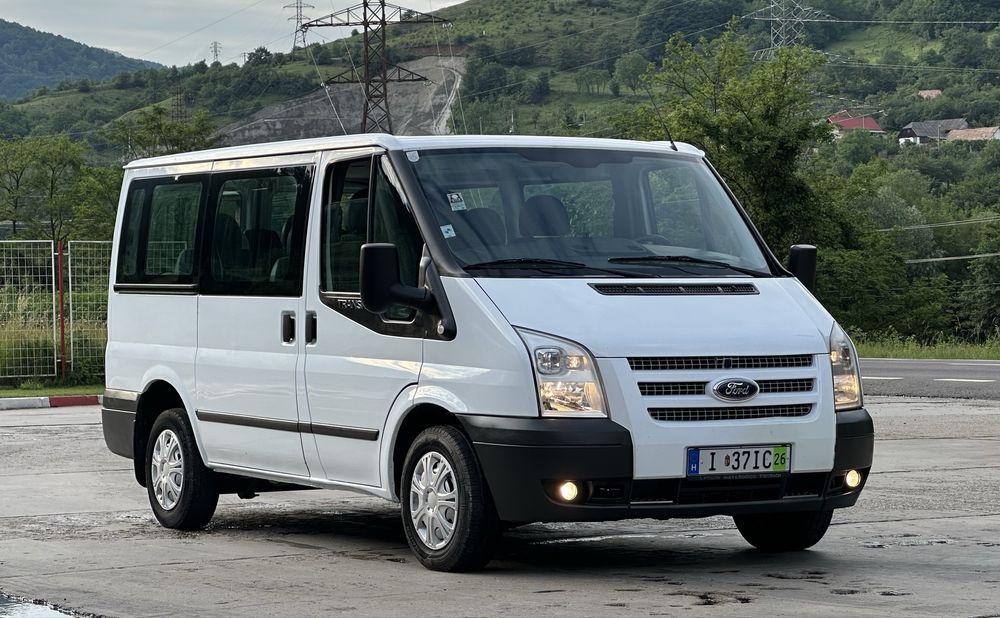 Ford Transit 9 Locuri 2012/ 2.2TDCI 125PS/ Klima