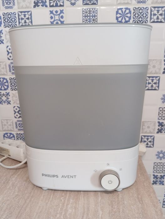 Sterilizator biberoane
