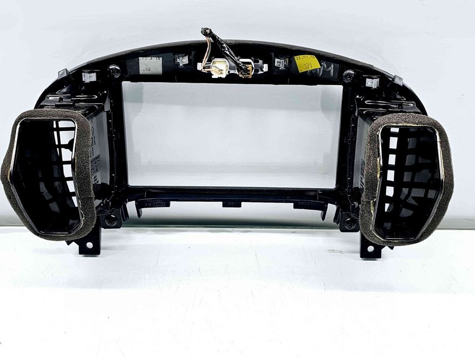 Grila aerisire centrala Nissan Juke [Fabr 2010-2014] Facelift 687511