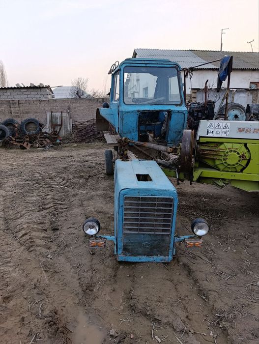 Traktor kabina kapot sotiladi
