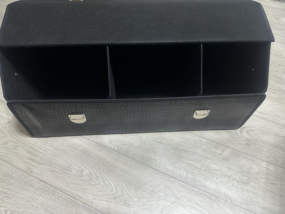 Для мерседес органайзер