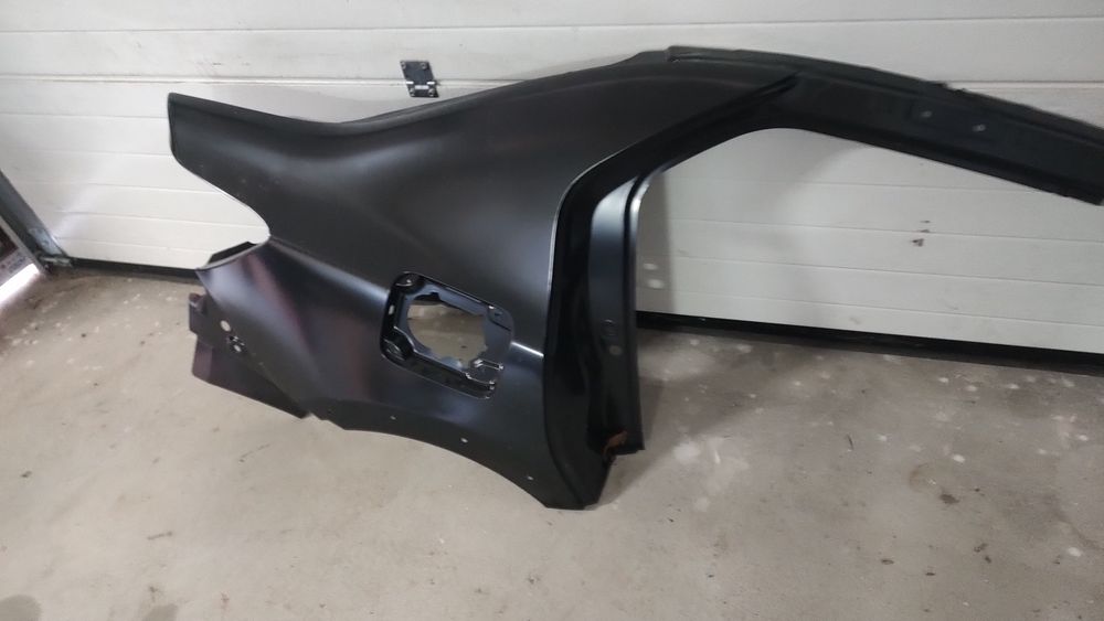 Aripa dreapta spate Logan 2 stepway