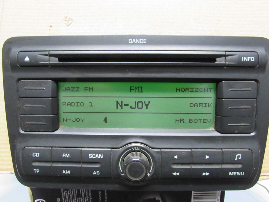 Шкода MP3 Cd Radio DANCE Skoda Fabia Roomster
