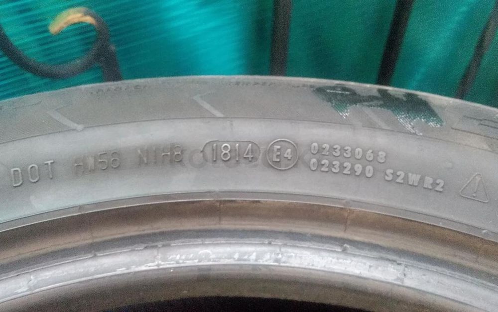 Шины летниее Continental 235/55/R19