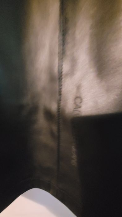 Rochie Calvin Klein – elegantă și versatilă