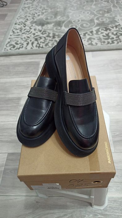 Лоферы из натуральной кожи