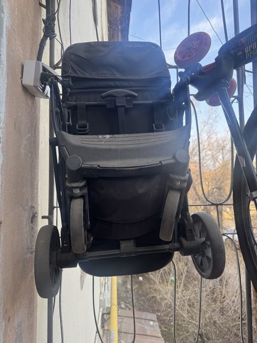 2 Коляски и трехколесный велосипед