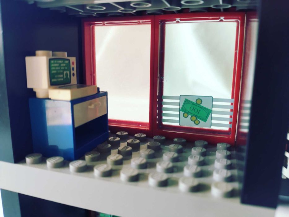 Lego 6566 The Bank