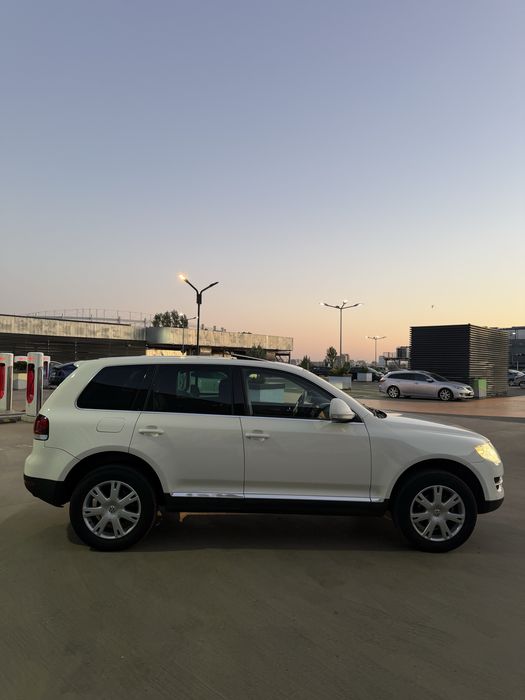 VW Touareg 2.5 TDI R5 Exclusive Automat 4x4 2009 Interior Coniac Trapa