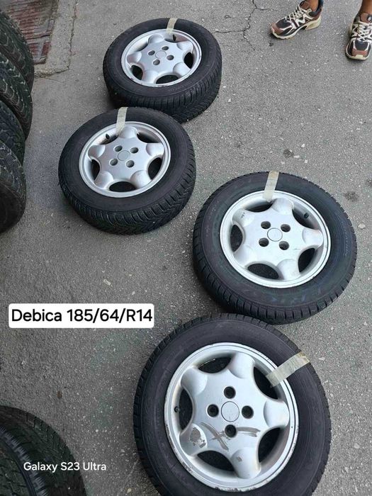 Гуми с джанти Debica 185/65/R14/джанти-болтовото разстояние 5x139.7 мм