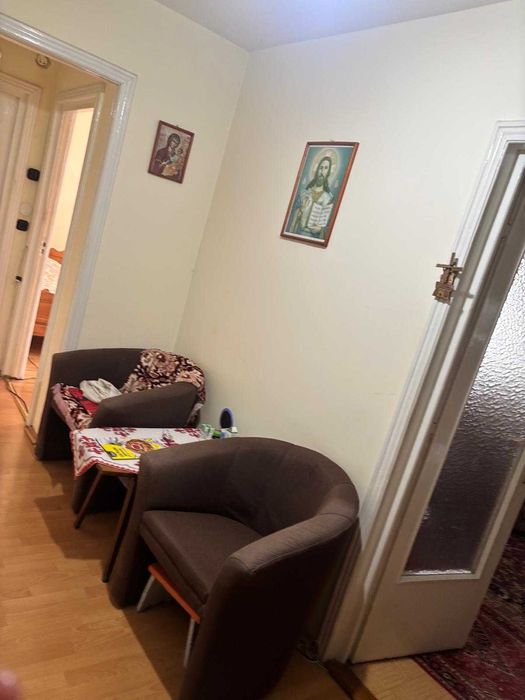 Vand apartament 3 camere str.Sovata - tip C