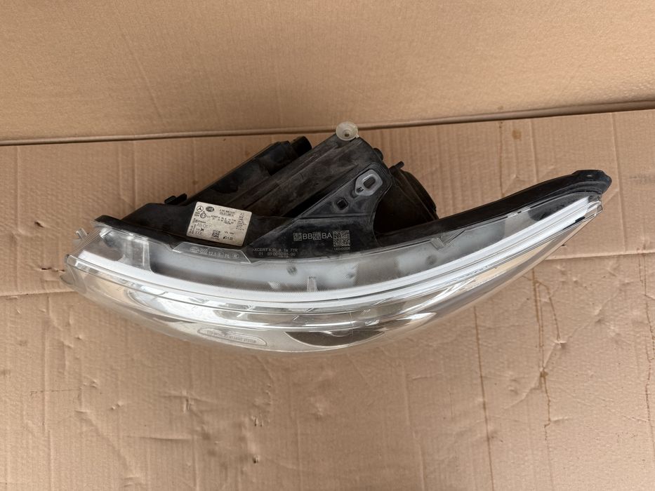 Фар Mercedes Vito W447 | LED