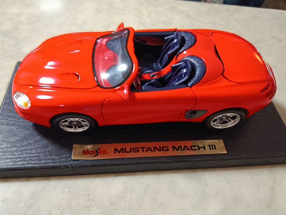 Колекционерска количка размер 1/18