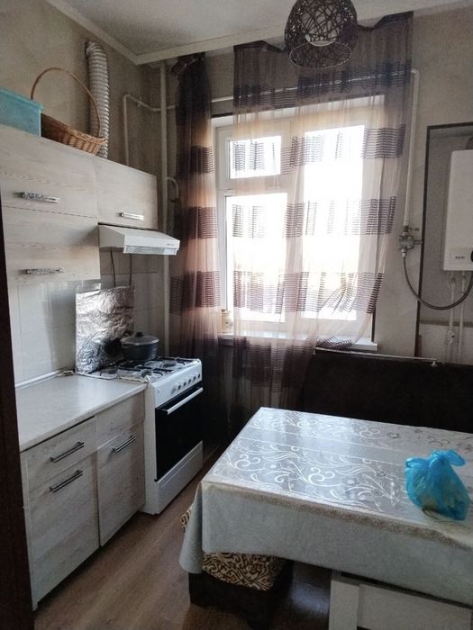 Хонадон сотилади! Сергели 6а,1 хонали, 6- кават