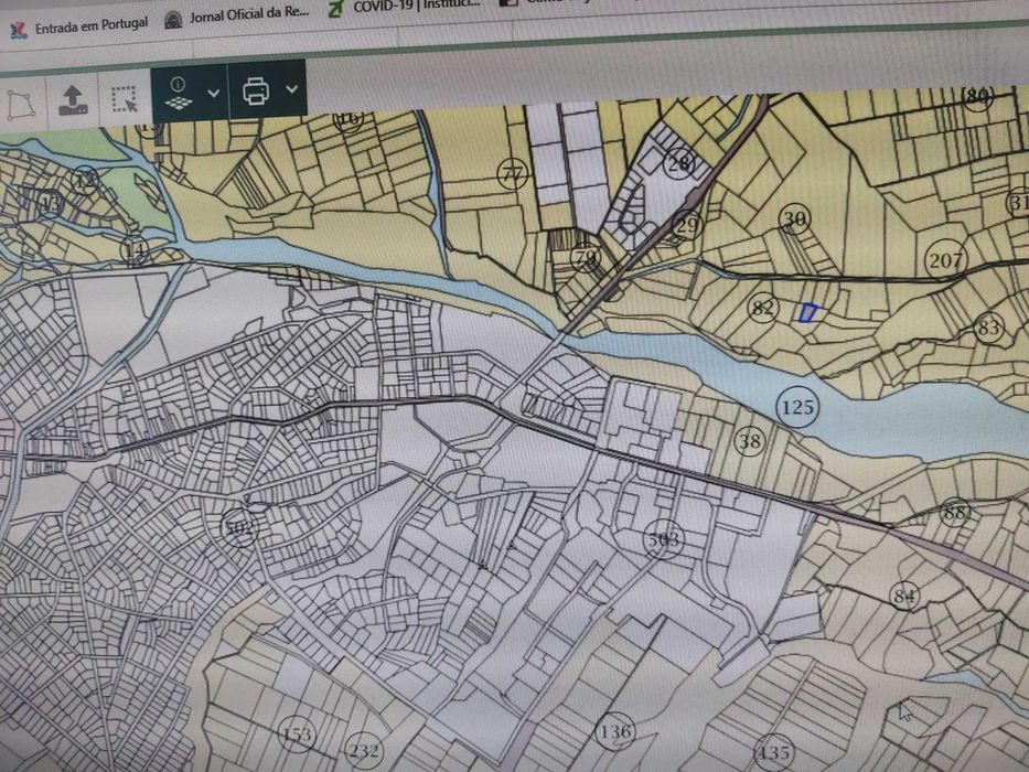 Продава се Земеделски имот в София, Изток -  кв.м за 1875 €/дка - Снимка #2