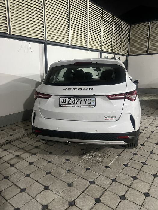 Продаю Jetour x50