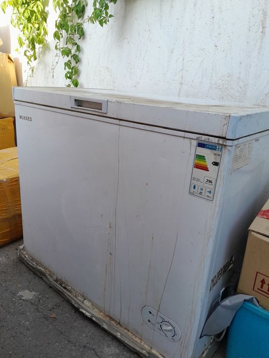 Напольный морозильник