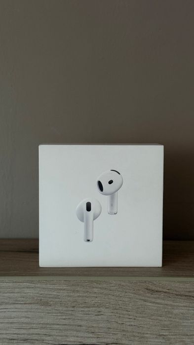 Слушалки Apple AirPods 4 (USB-C) with Active Noise Cancellation