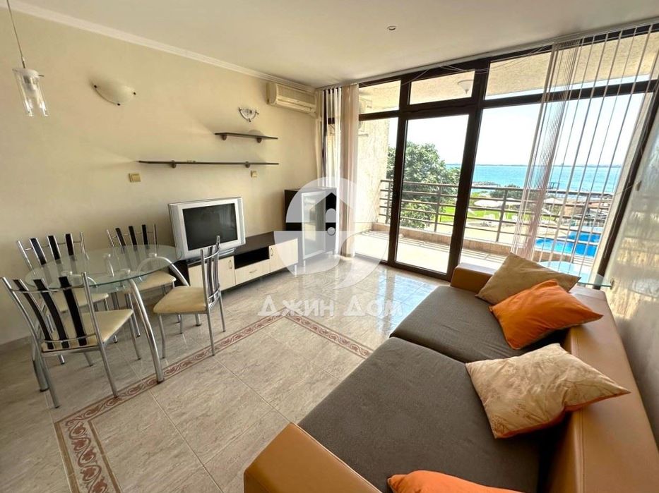 Двустаен апартамент с ПАНОРАМА МОРЕ в к-с Диамант, гр. Свети Влас