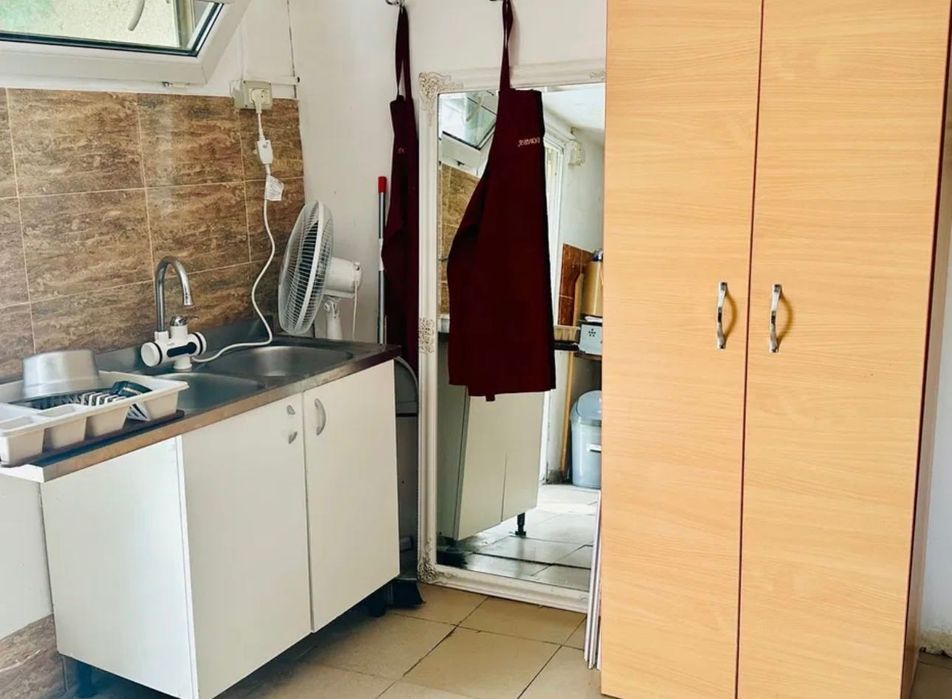 Afacere La cheie Shaormarie  Fast Food