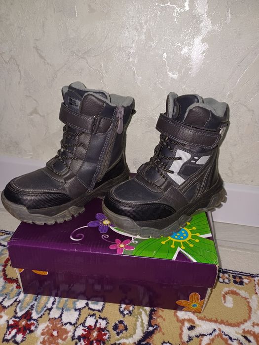 Зимние сапожки на мальчика