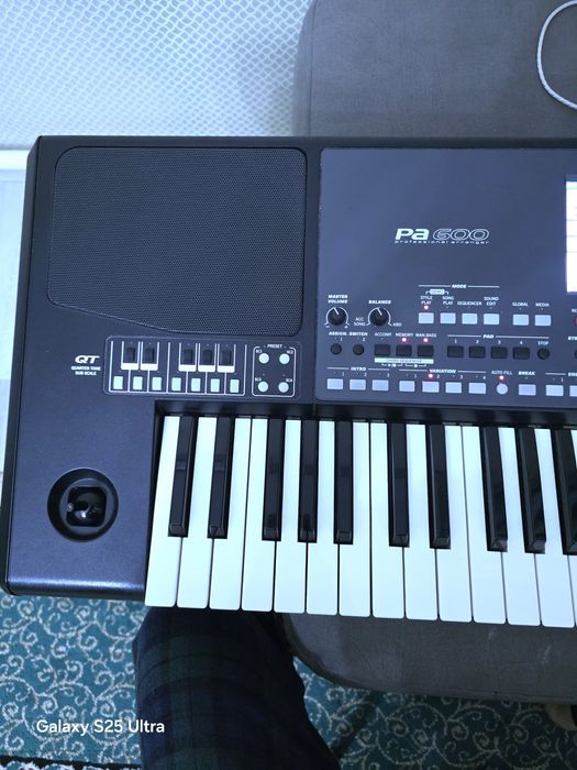 Korg pa600 QT ориентал б/у