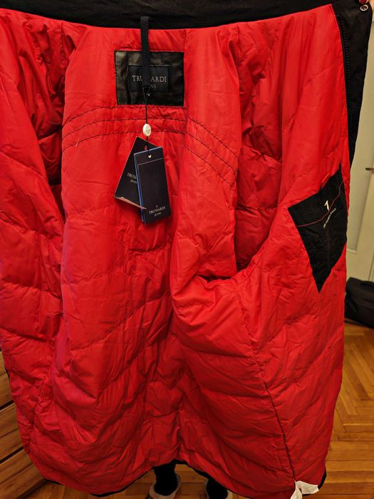 Trussardi Чисто Ново зимно яке XXL-56 размер